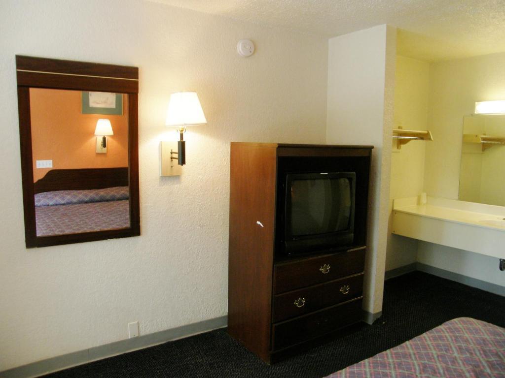 Economy Inn - Wesley Chapel Decatur Rum bild